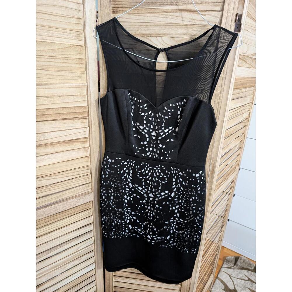 Ladies Guess Black & Silver Lace Evening Dress‎  Size 8